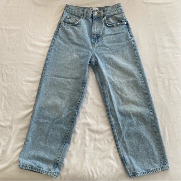 Zara high rise wide leg cropped jeans - Picture 1 of 10